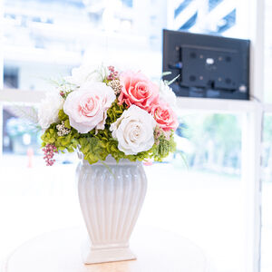 東京府中サクレクールデンタル審美歯科 芸能人も審美歯科 ホワイトニング 日々の診療の様子や院内の雰囲気などをご覧いただけます 質の高い東京の審美歯科ならサクレクールデンタル